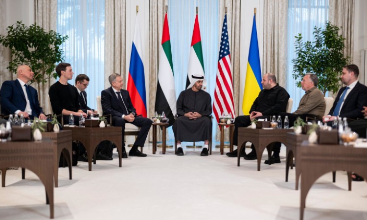 Киев: В Абу Даби обсъдихме параметрите за прекратяване на войната в Украйна